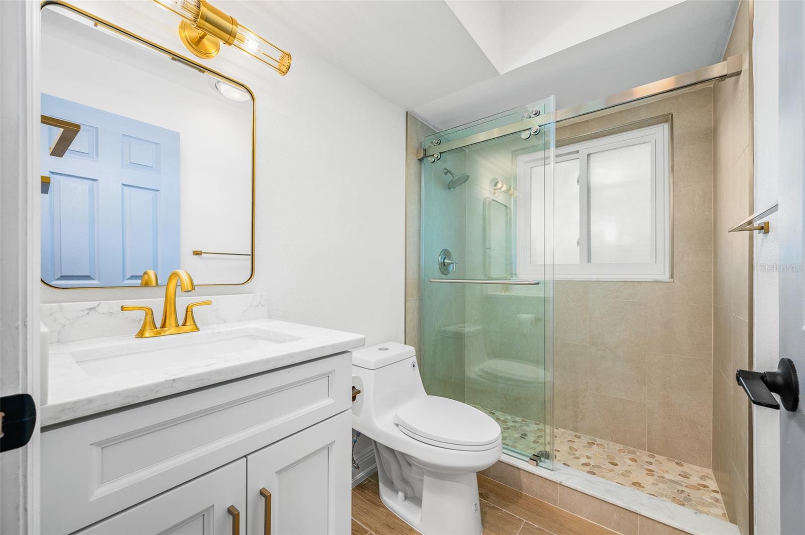 BAY VILLAS - Residential