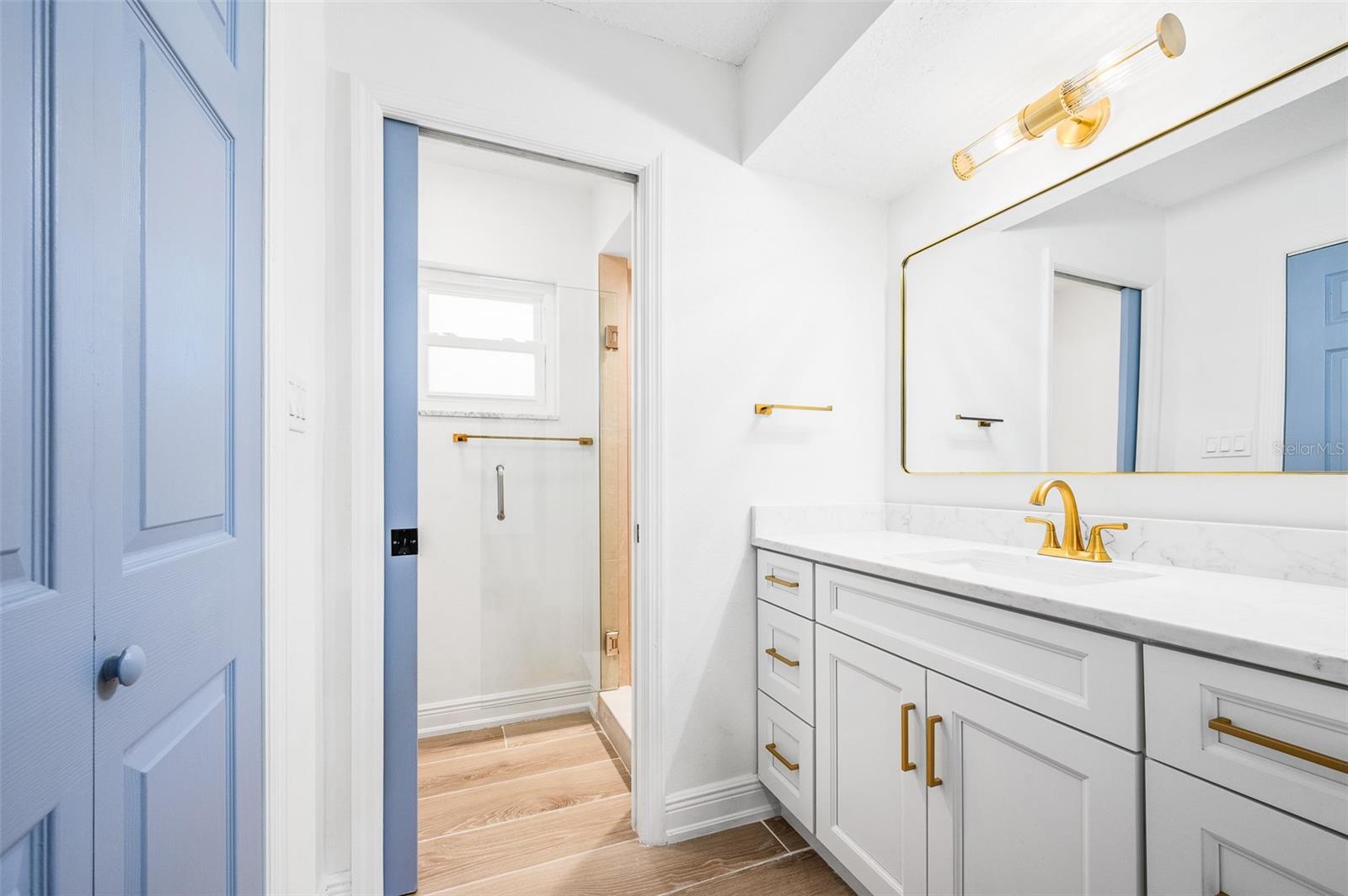 BAY VILLAS - Residential