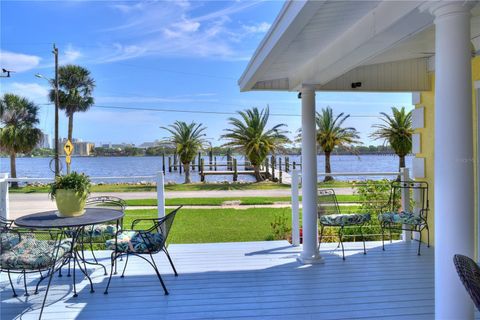 A home in DAYTONA BEACH