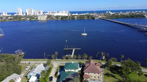 A home in DAYTONA BEACH