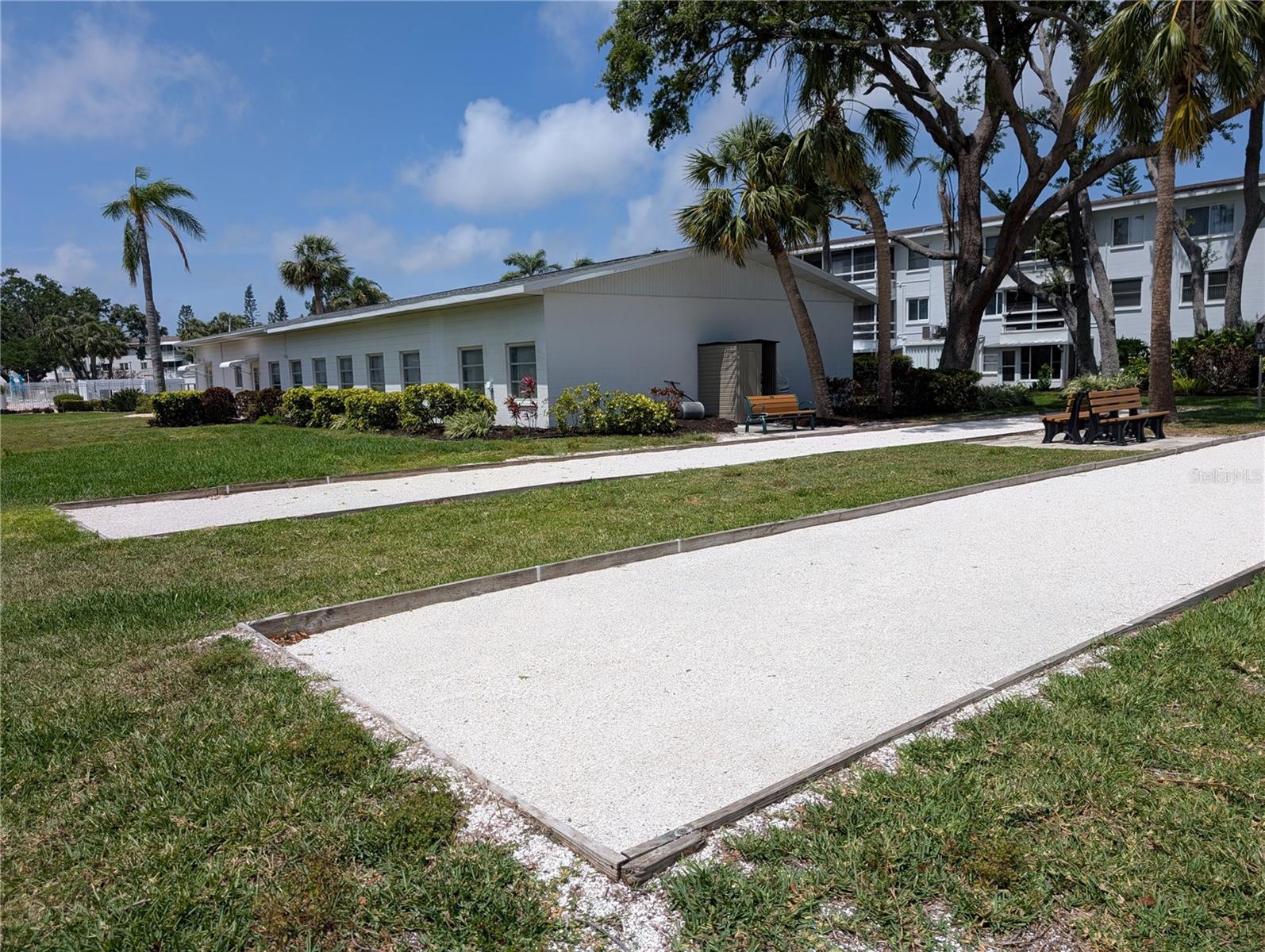 THE FOURTH BAYSHORE - Residential