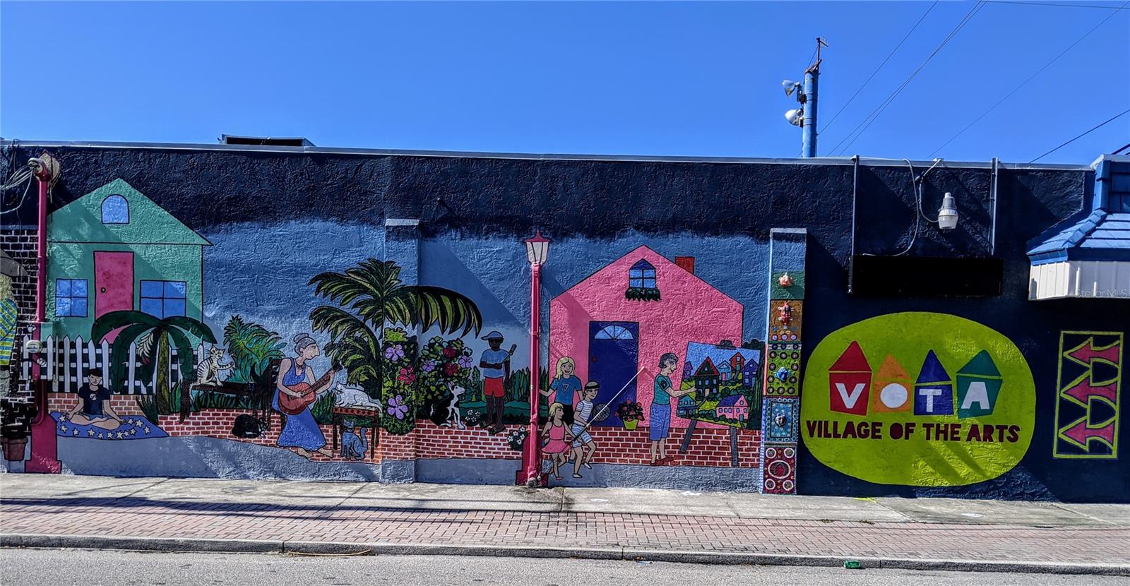 THE FOURTH BAYSHORE - Residential