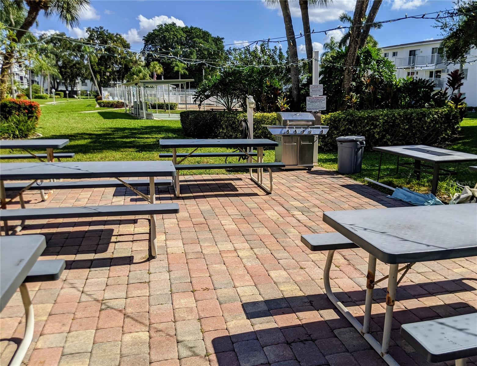 THE FOURTH BAYSHORE - Residential