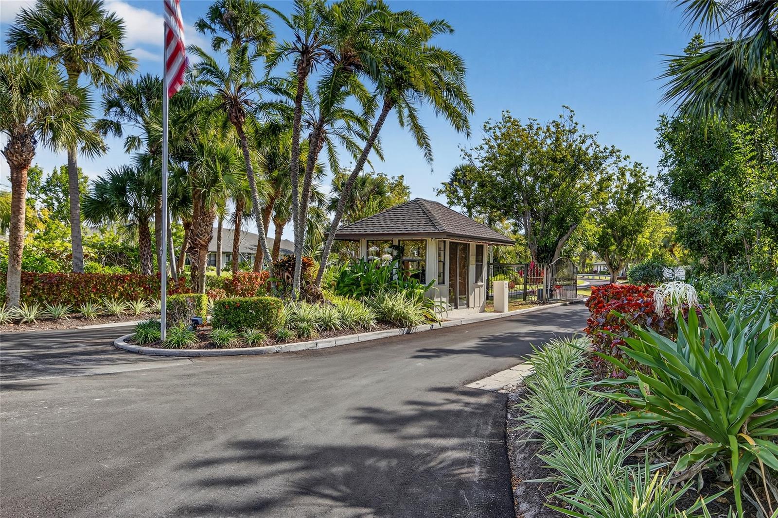 BALLANTRAE - Residential