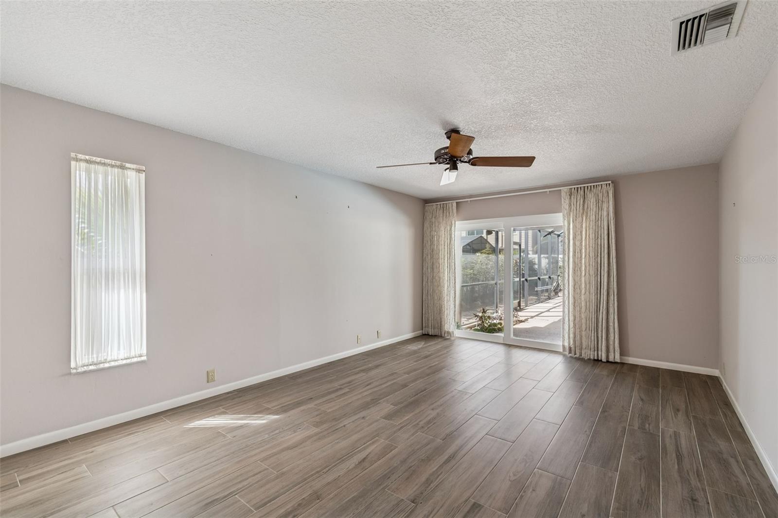 SWEETWATER SUB - Residential