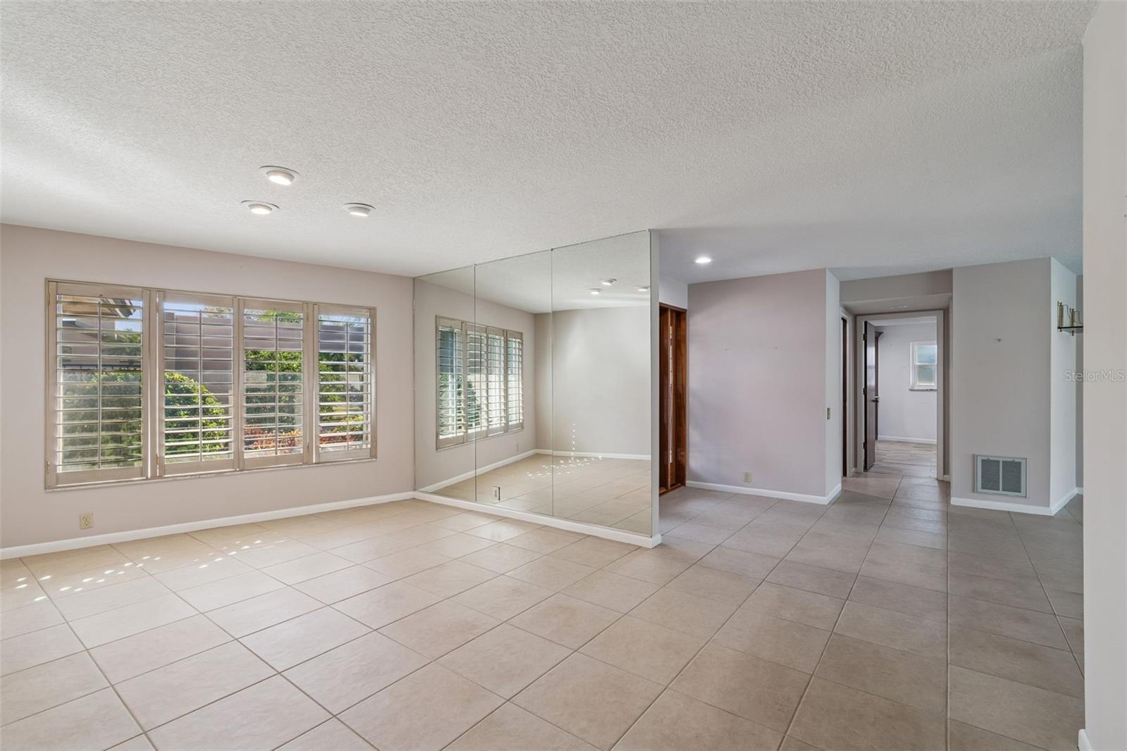 SWEETWATER SUB - Residential