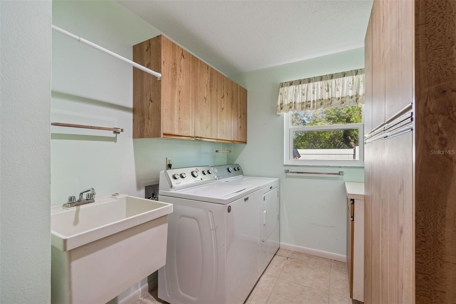 SWEETWATER SUB - Residential