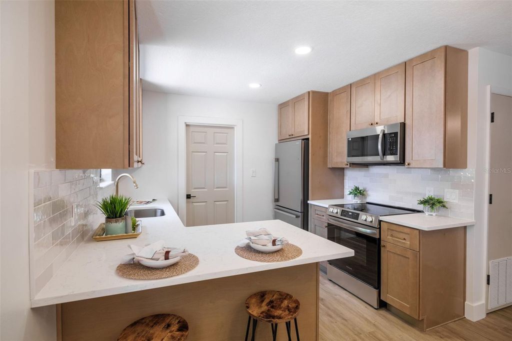 Photo of 124 Tucson Road SW, Palm Bay, FL 32908 (MLS # S5146543)