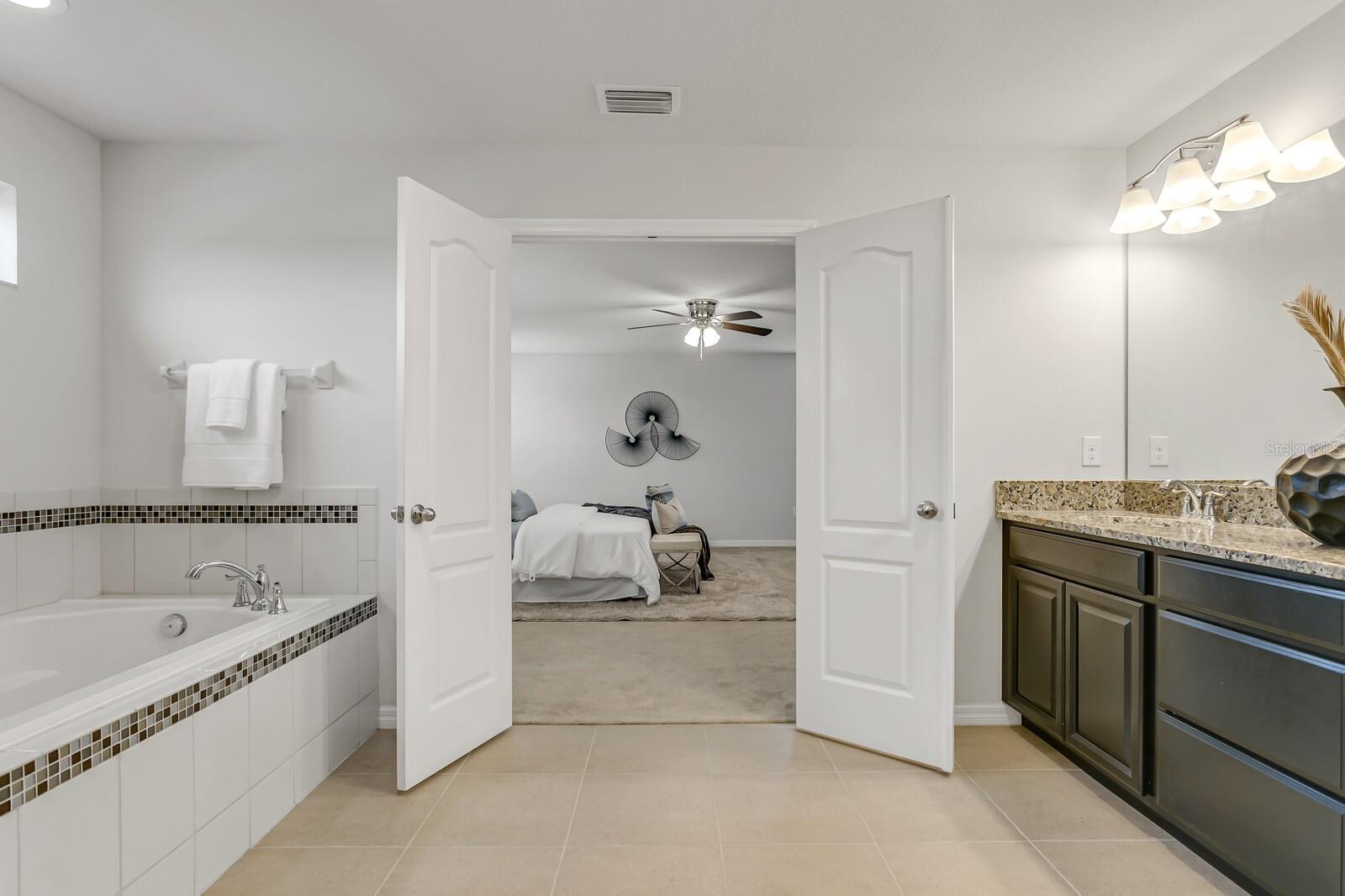 CARRIAGE PTE SOUTH PH 2C 2 - Residential