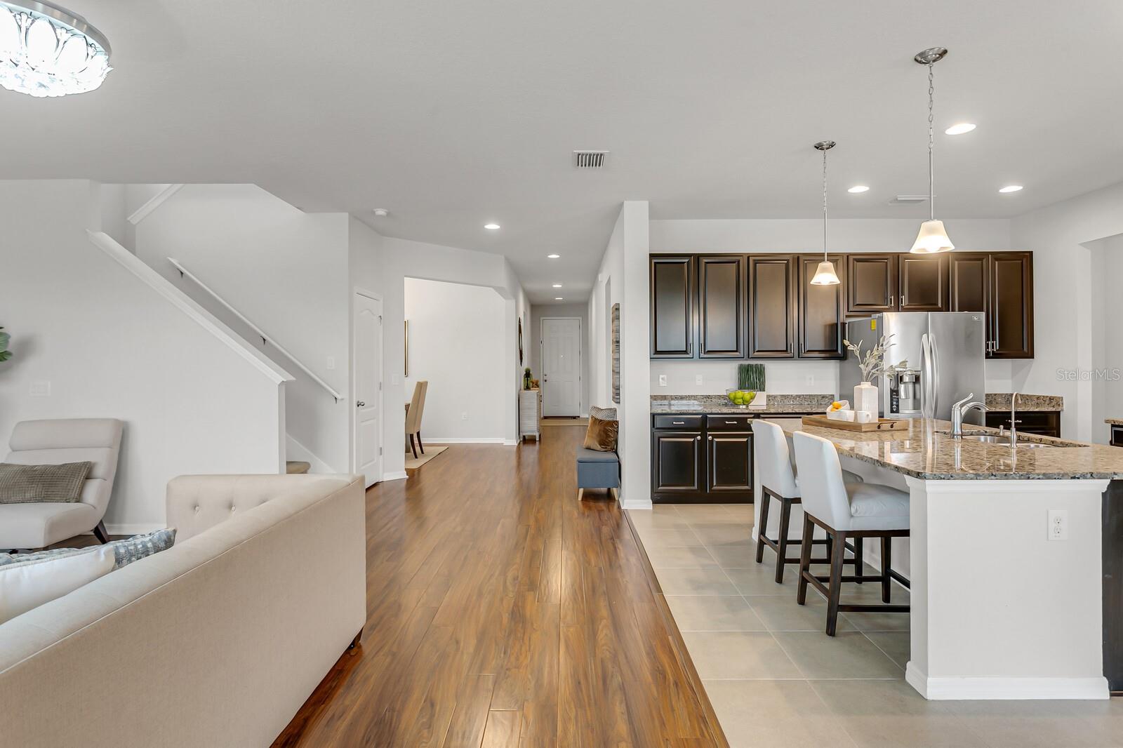 CARRIAGE PTE SOUTH PH 2C 2 - Residential