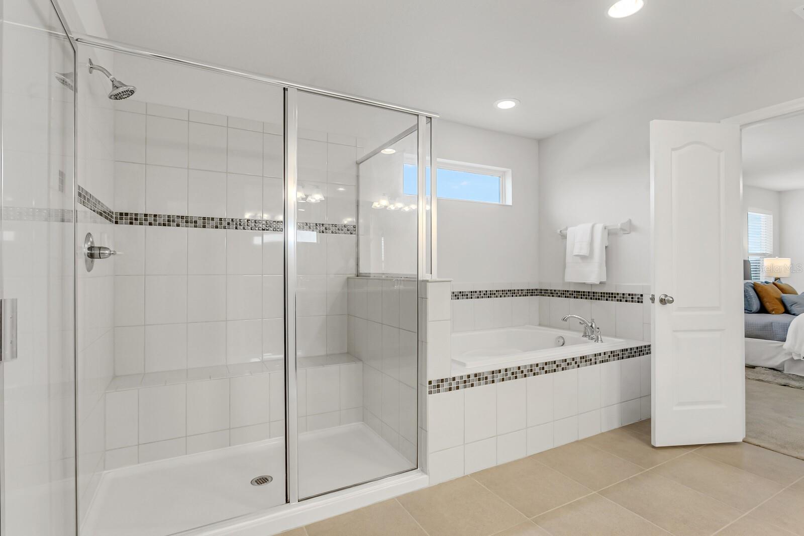 CARRIAGE PTE SOUTH PH 2C 2 - Residential