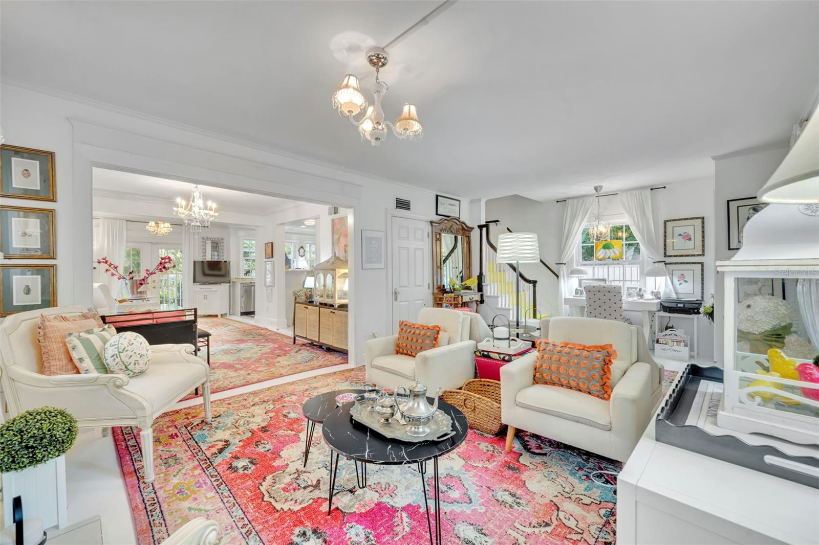 OSCEOLA COURT - Residential