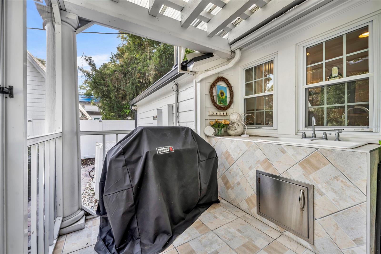 OSCEOLA COURT - Residential