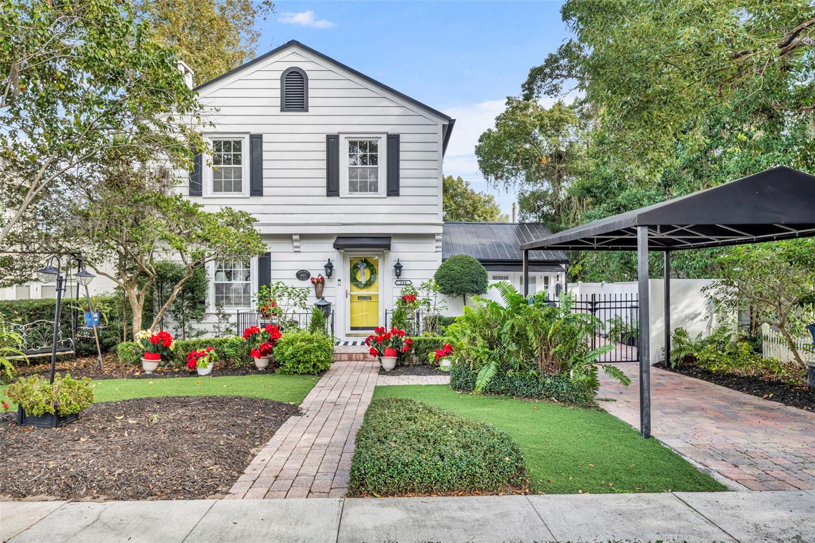 OSCEOLA COURT - Residential