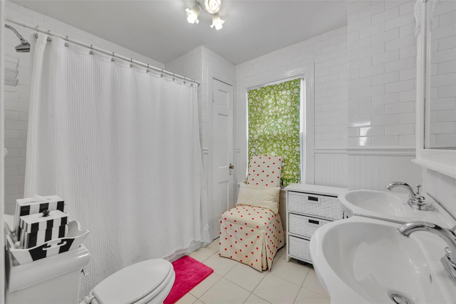 OSCEOLA COURT - Residential