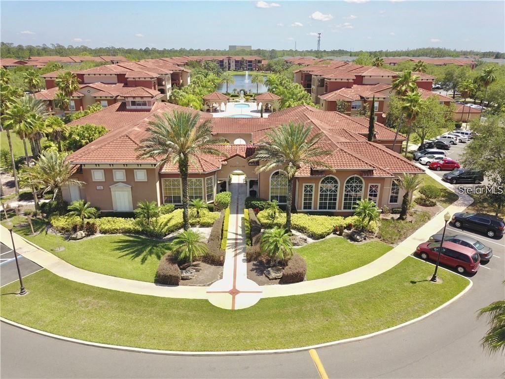 PALMS CLUB CONDO - Residential Lease