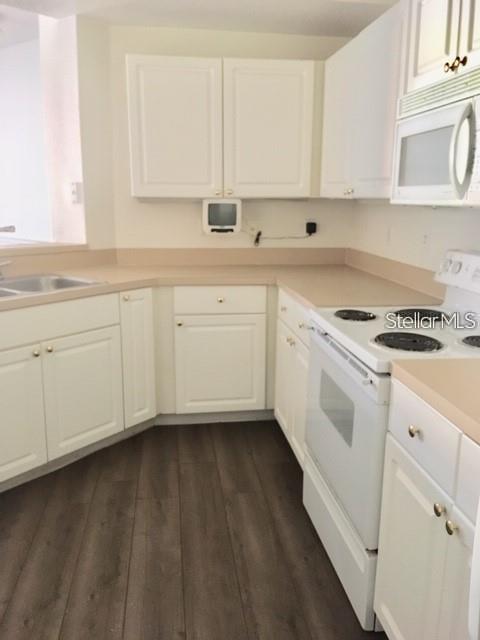 PALMS CLUB CONDO - Residential Lease