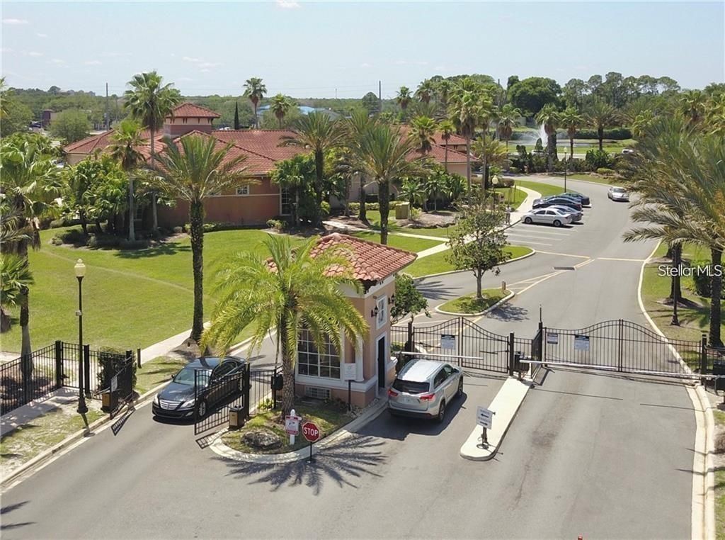 Photo of 5554 Metrowest Boulevard #4-201, Orlando, FL 32811 (MLS # O6405420)