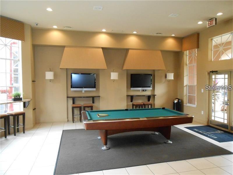 PALMS CLUB CONDO - Residential Lease