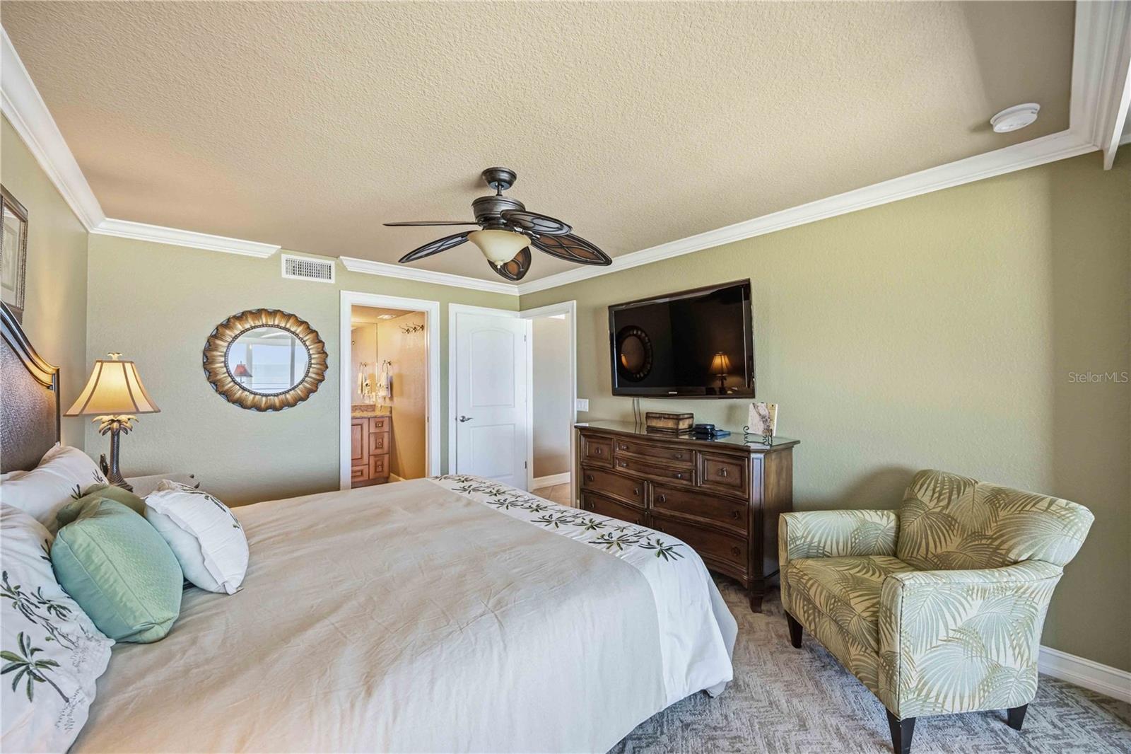 HORIZONS WEST - Residential