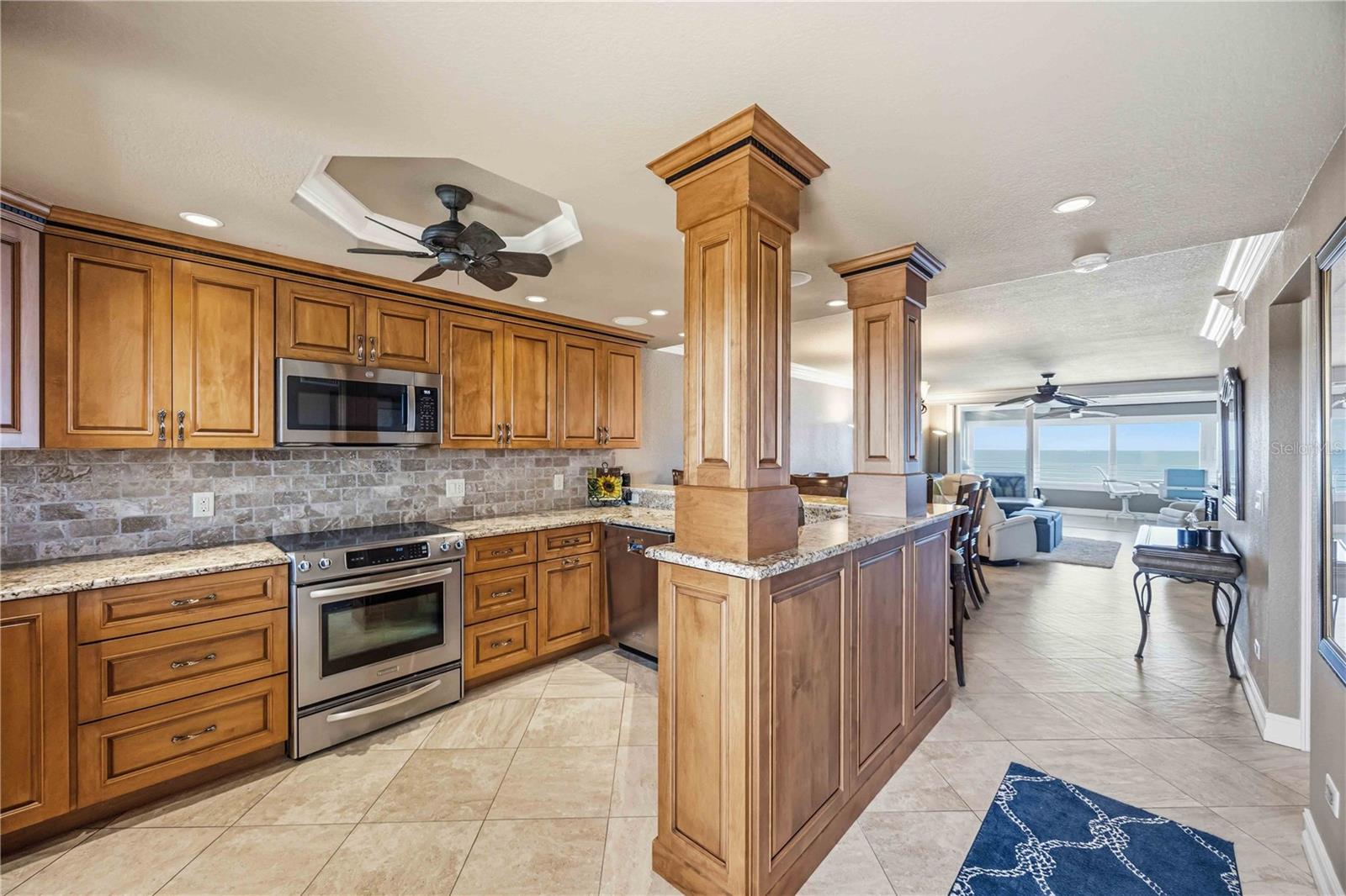 HORIZONS WEST - Residential
