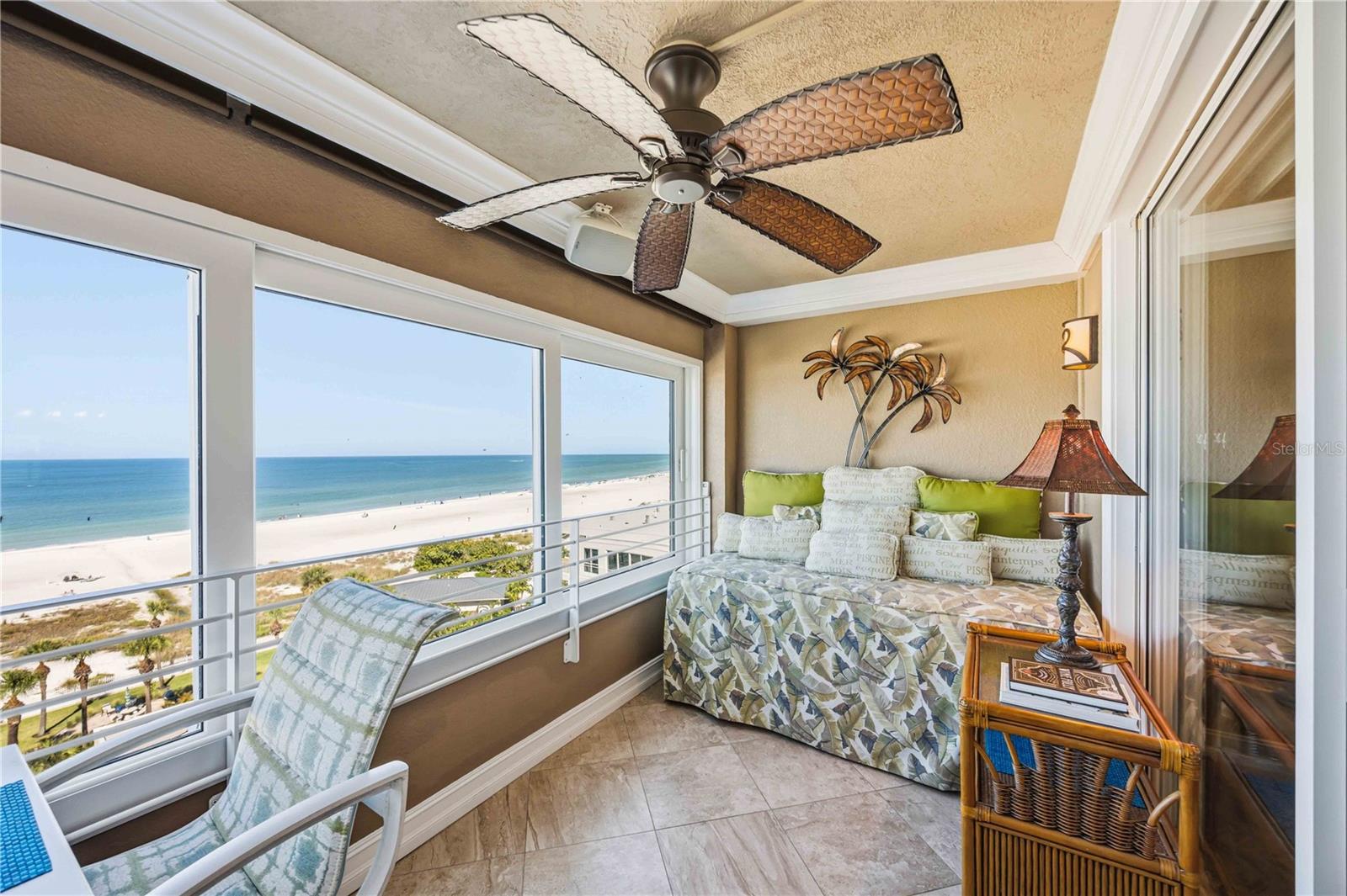 HORIZONS WEST - Residential