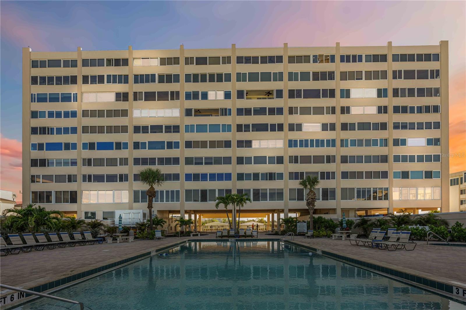 HORIZONS WEST - Residential