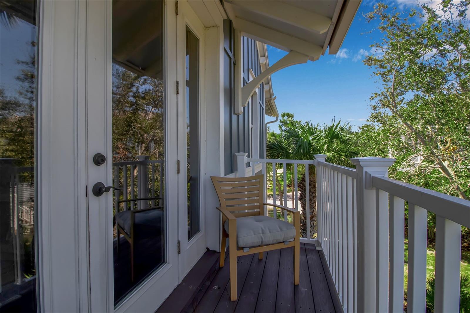 MANGROVE WALK ON HARBOUR ISLE PH 1 - Residential