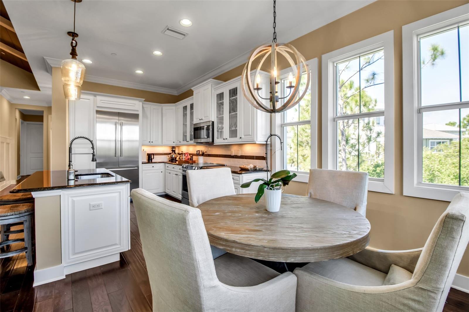 MANGROVE WALK ON HARBOUR ISLE PH 1 - Residential