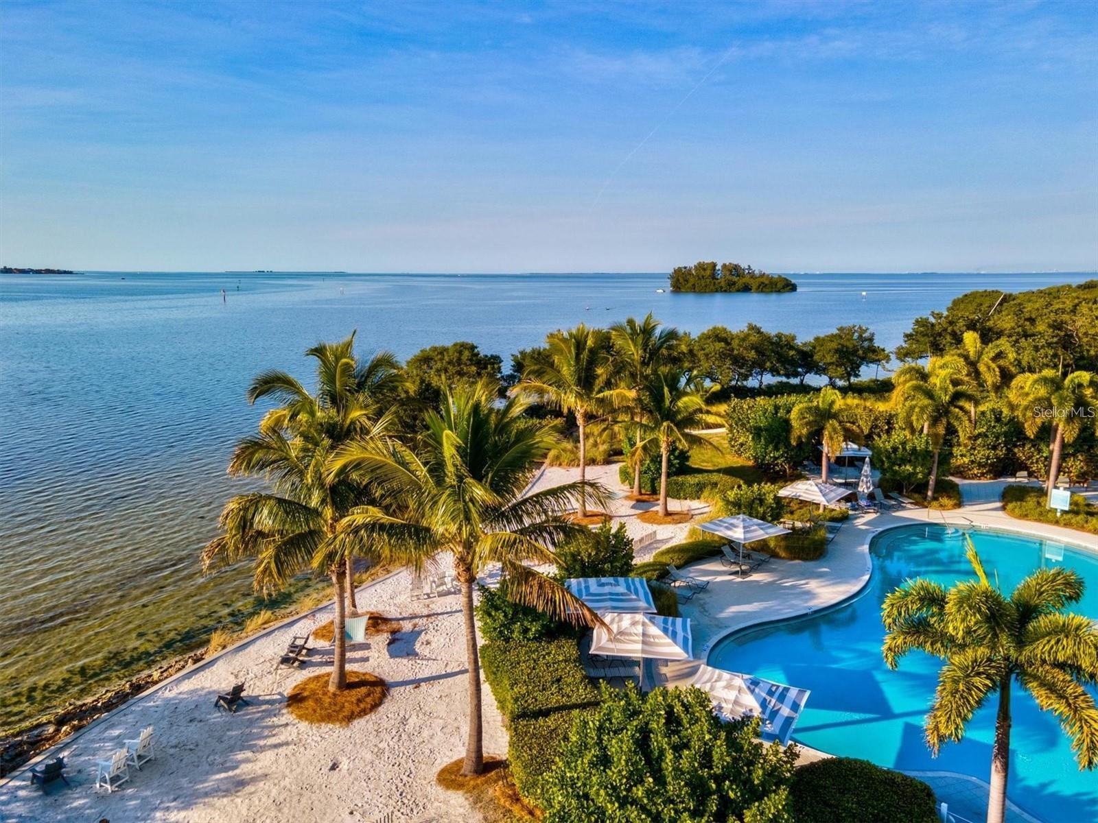 MANGROVE WALK ON HARBOUR ISLE PH 1 - Residential