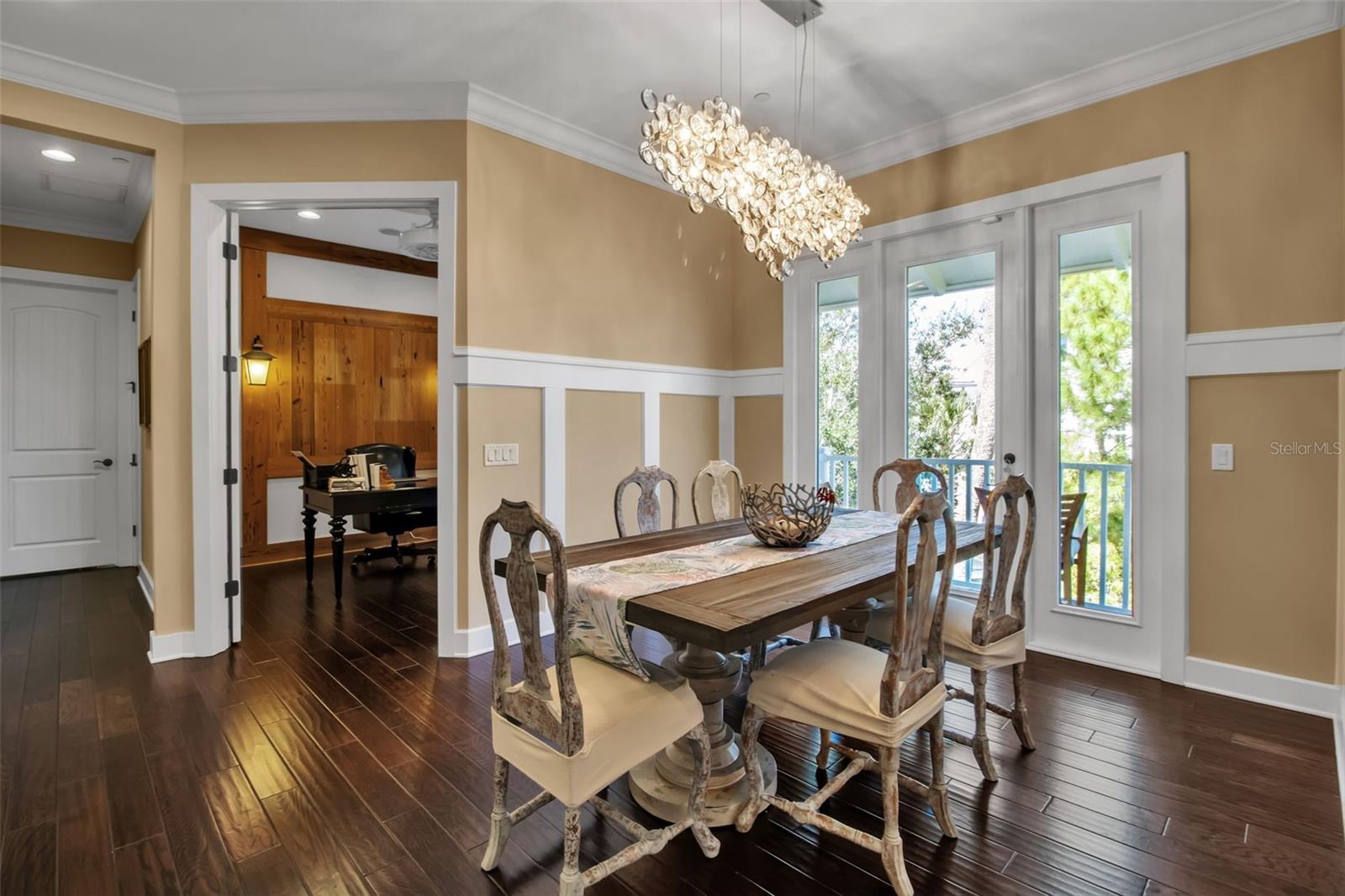 MANGROVE WALK ON HARBOUR ISLE PH 1 - Residential