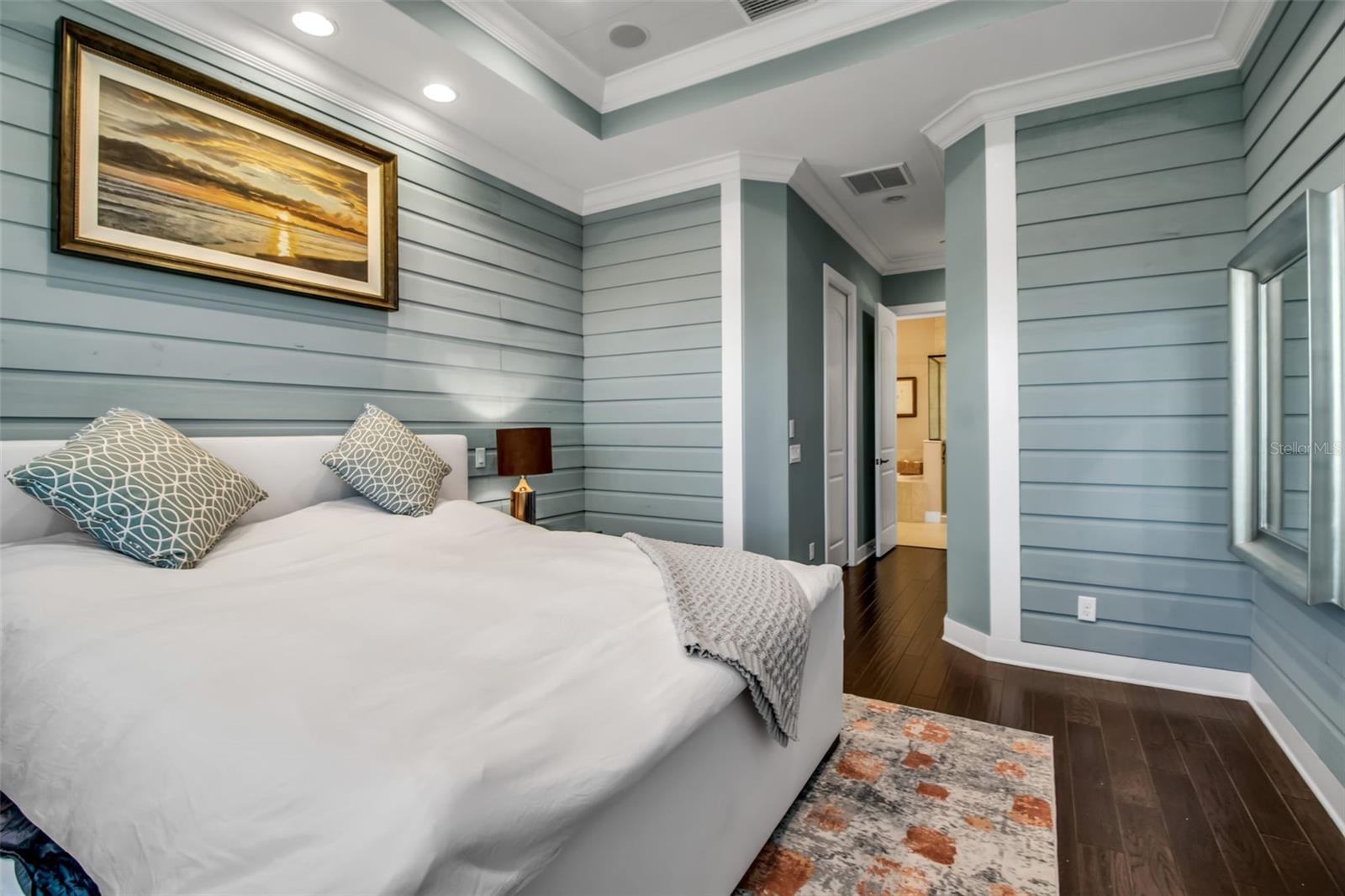 MANGROVE WALK ON HARBOUR ISLE PH 1 - Residential