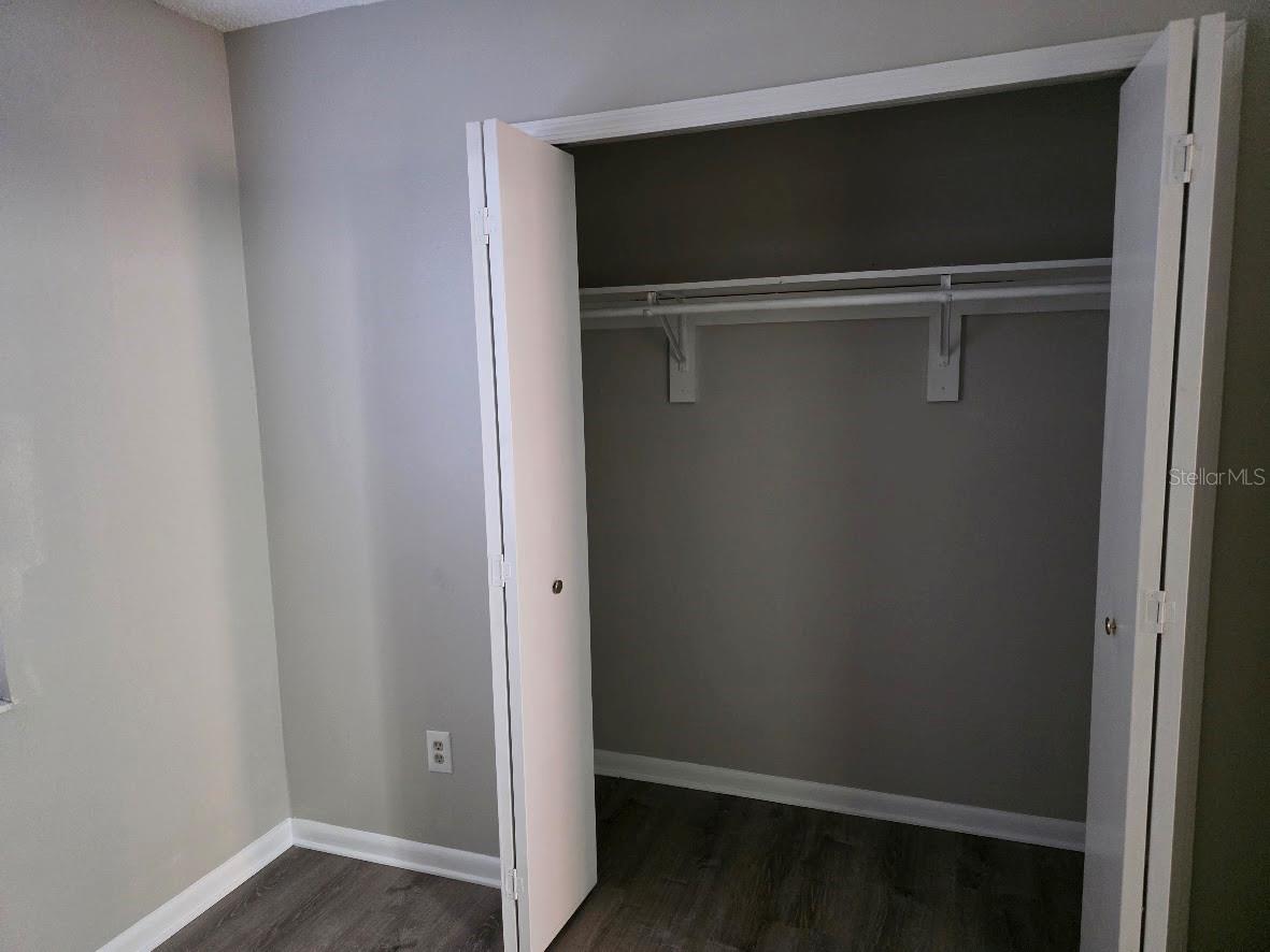 PINE LAKE SEC B UNIT ONE - Residential Lease