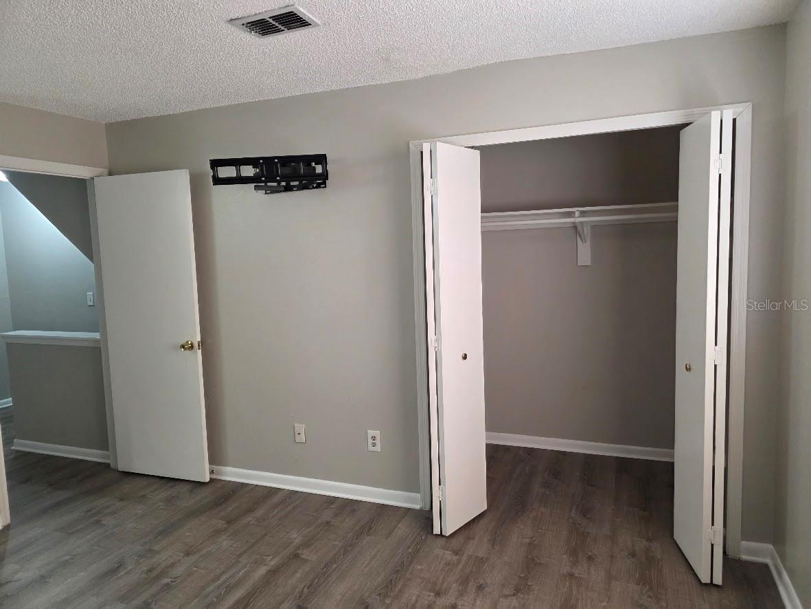 PINE LAKE SEC B UNIT ONE - Residential Lease