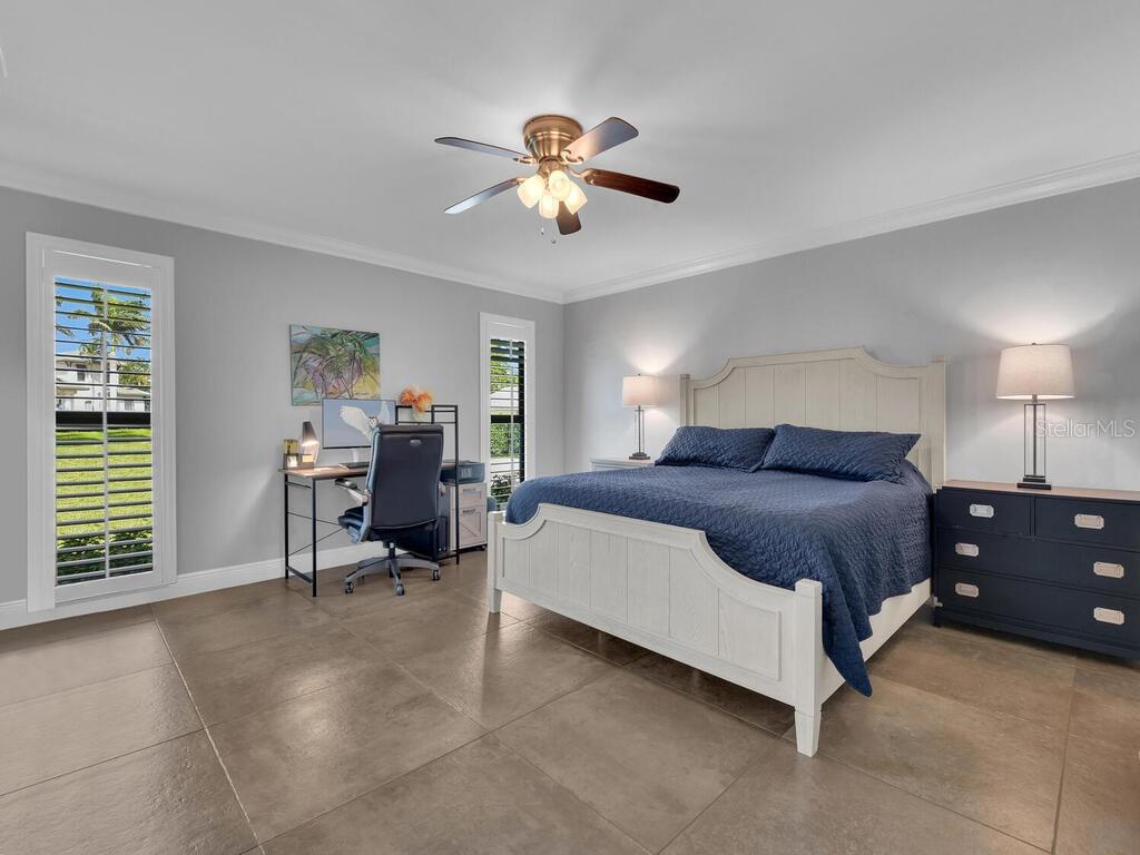 HARBOR CLUB - Residential