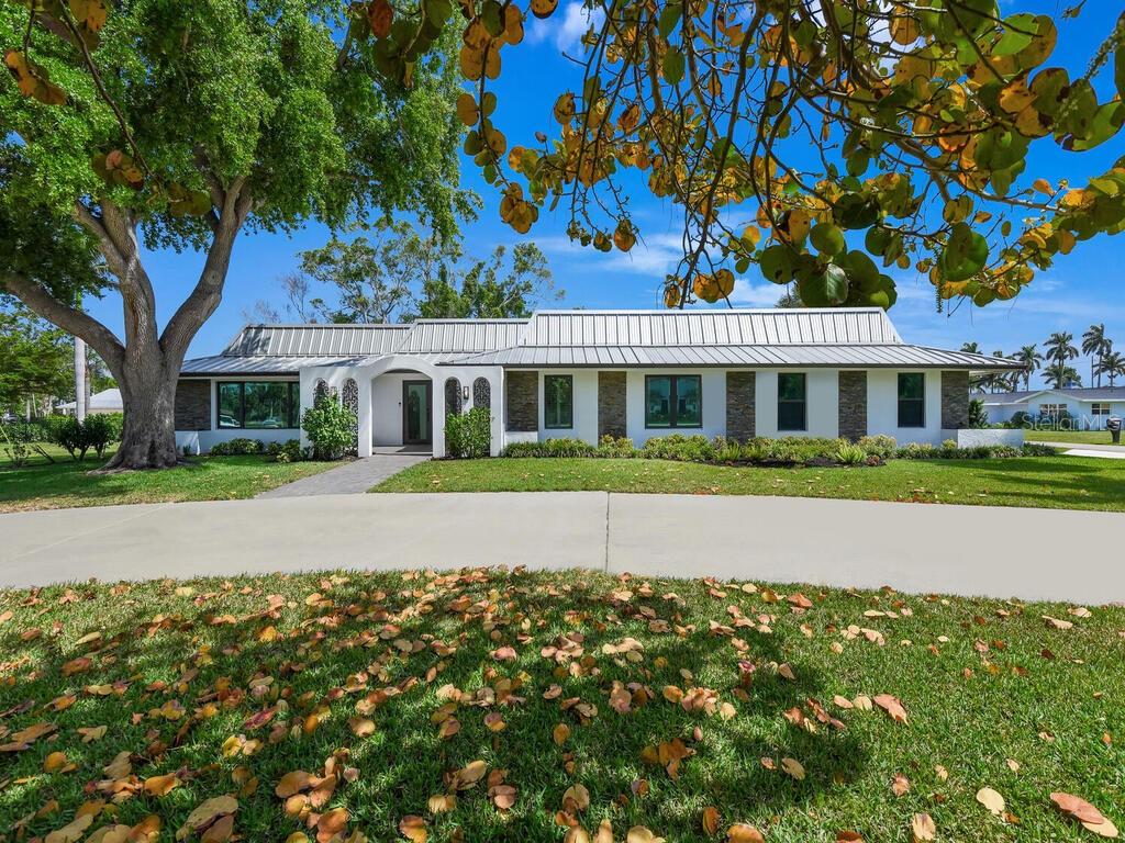 HARBOR CLUB - Residential