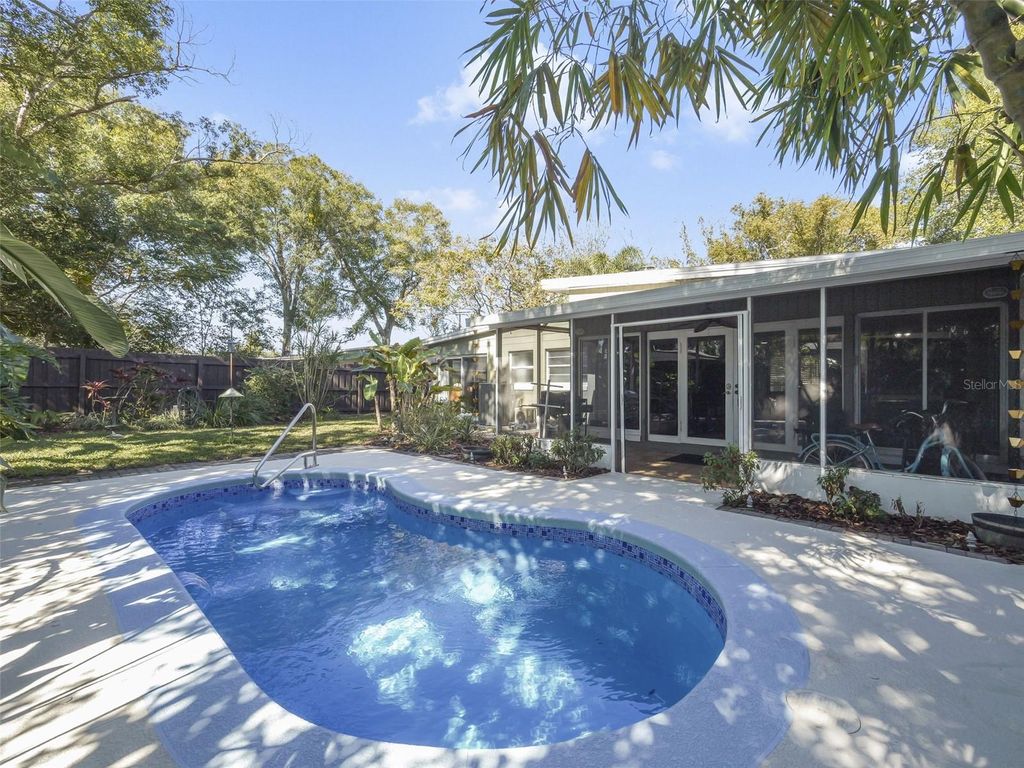 Photo of 3222 Palmer Street, Orlando, FL 32803 (MLS # O6378884)