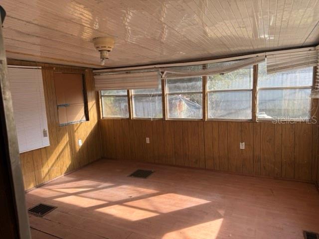 MERRIN ACRES - Residential