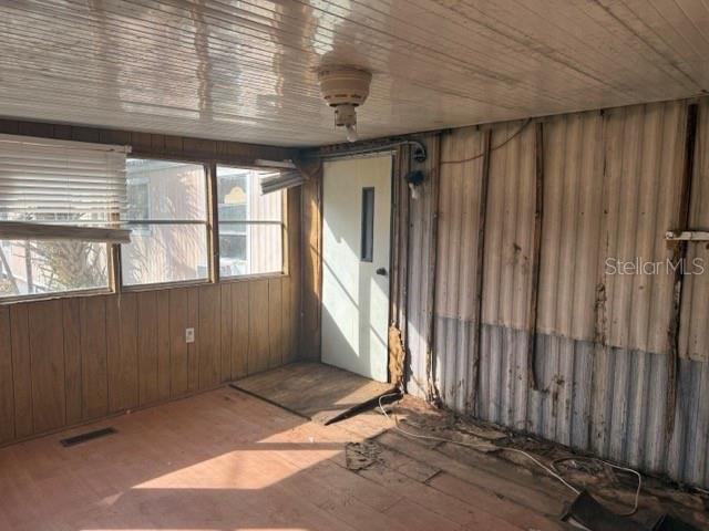 MERRIN ACRES - Residential