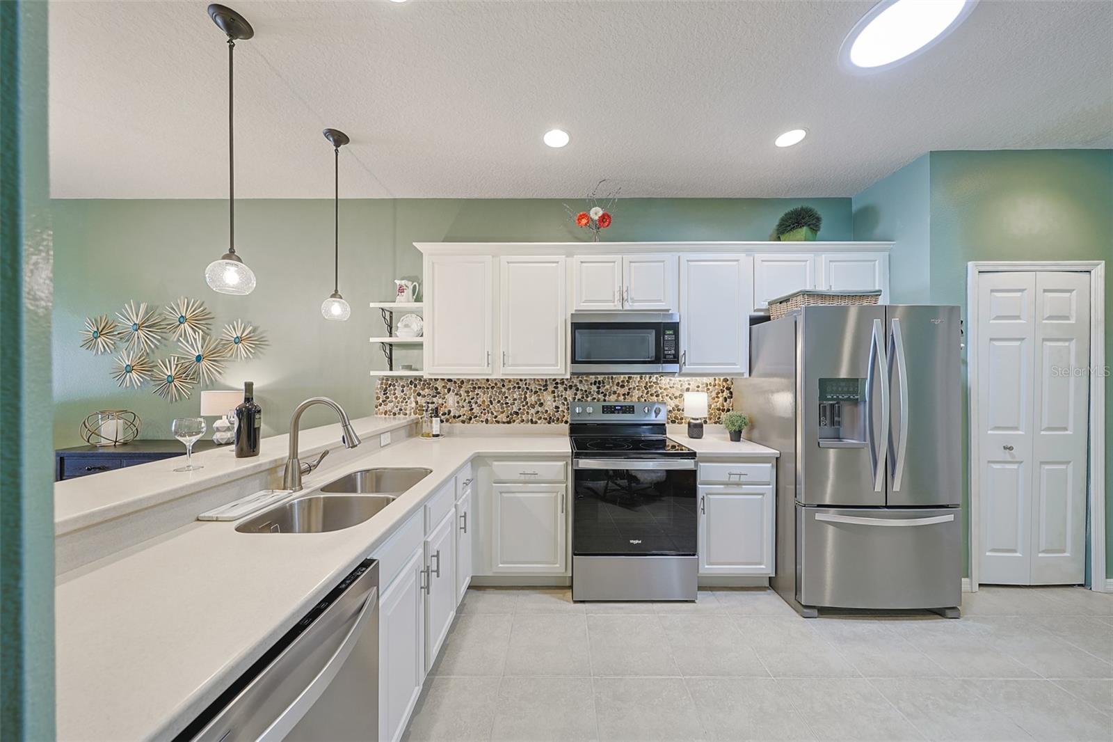 SOUTHSHORE FALLS PH 2 - Residential