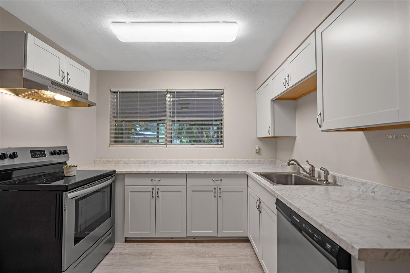 HIGHLANDS TERRACE - Residential