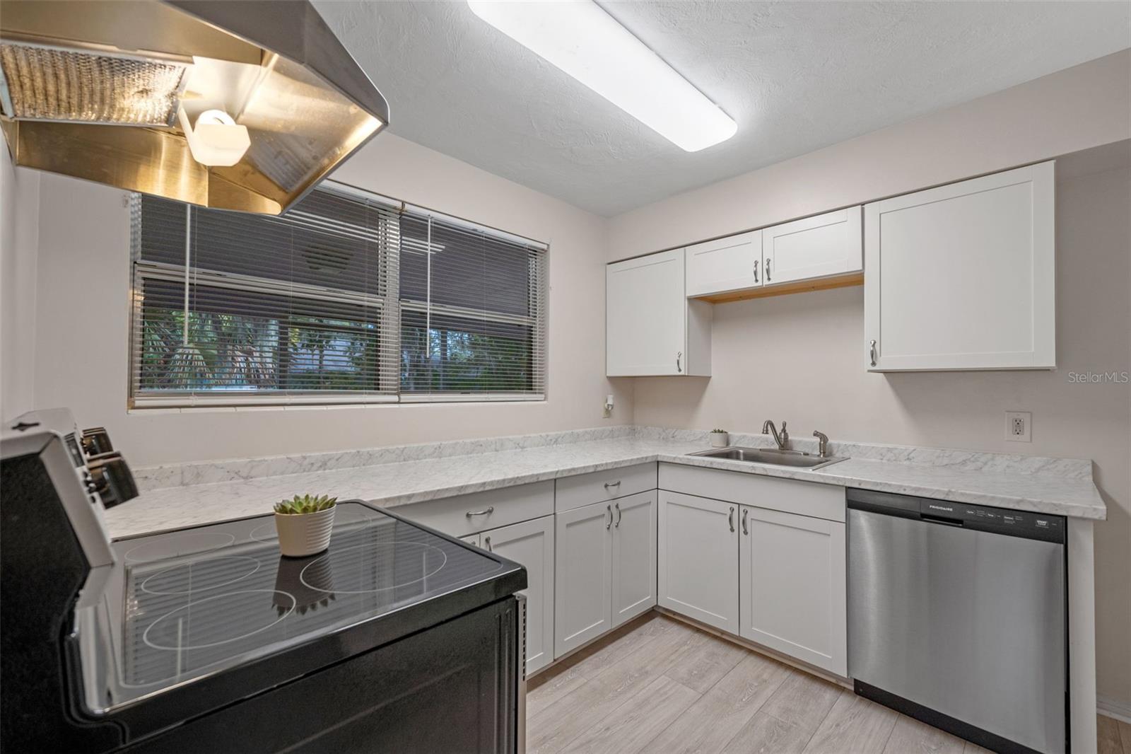 HIGHLANDS TERRACE - Residential