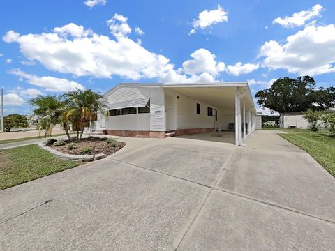 Photo of 4886 Deerwood Dr, Lakeland, FL 33810 (MLS # P4935941)