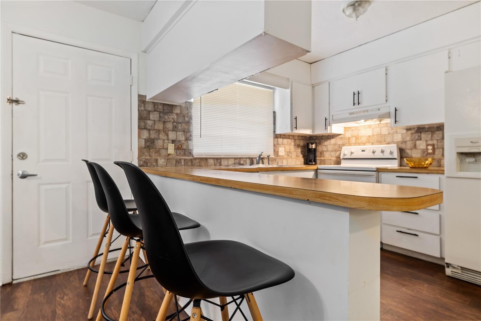 SUNSET LANE 1ST ADD - Residential