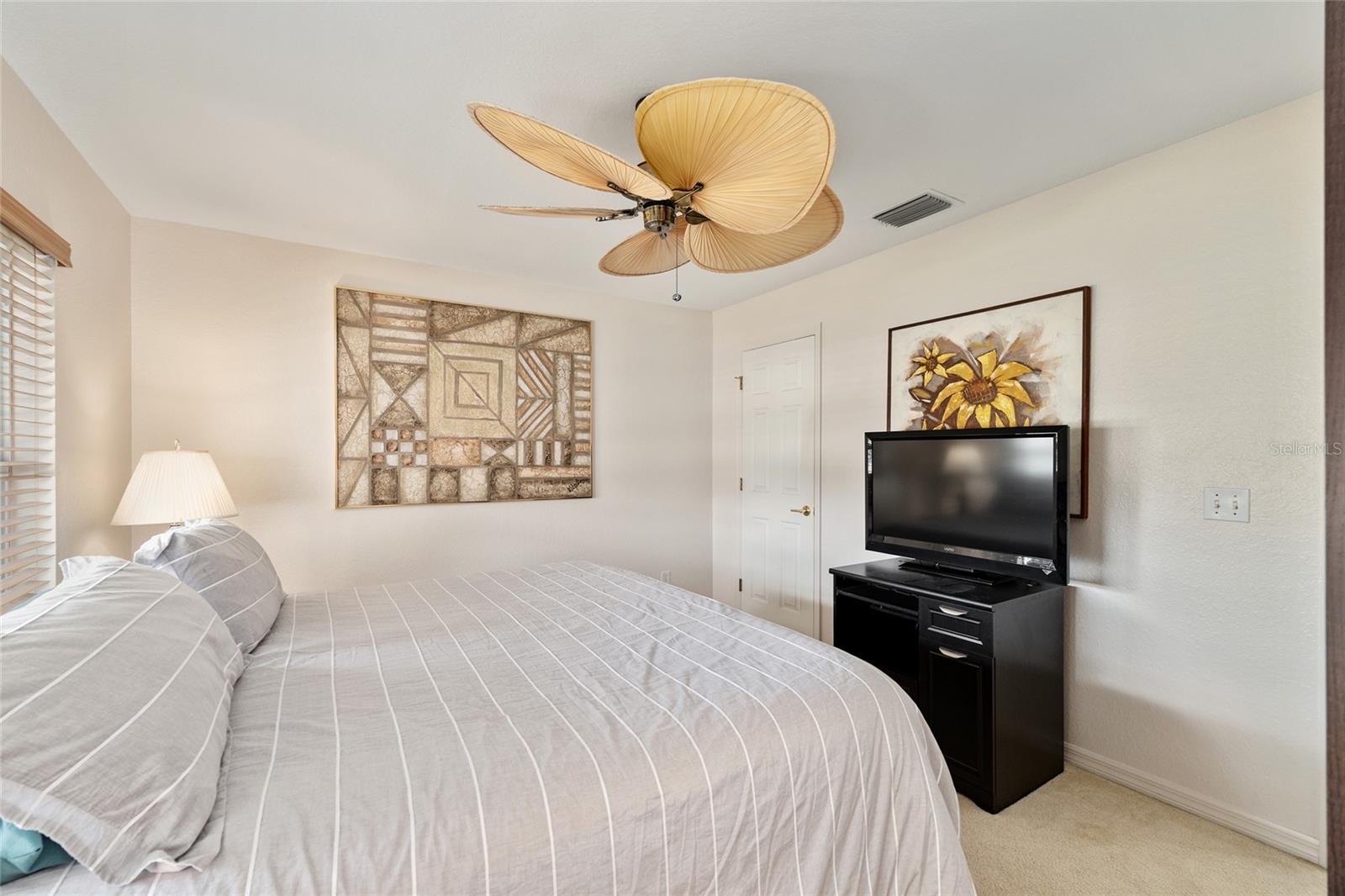 SPRUCE CREEK GOLF & COUNTRY CLUB - Residential