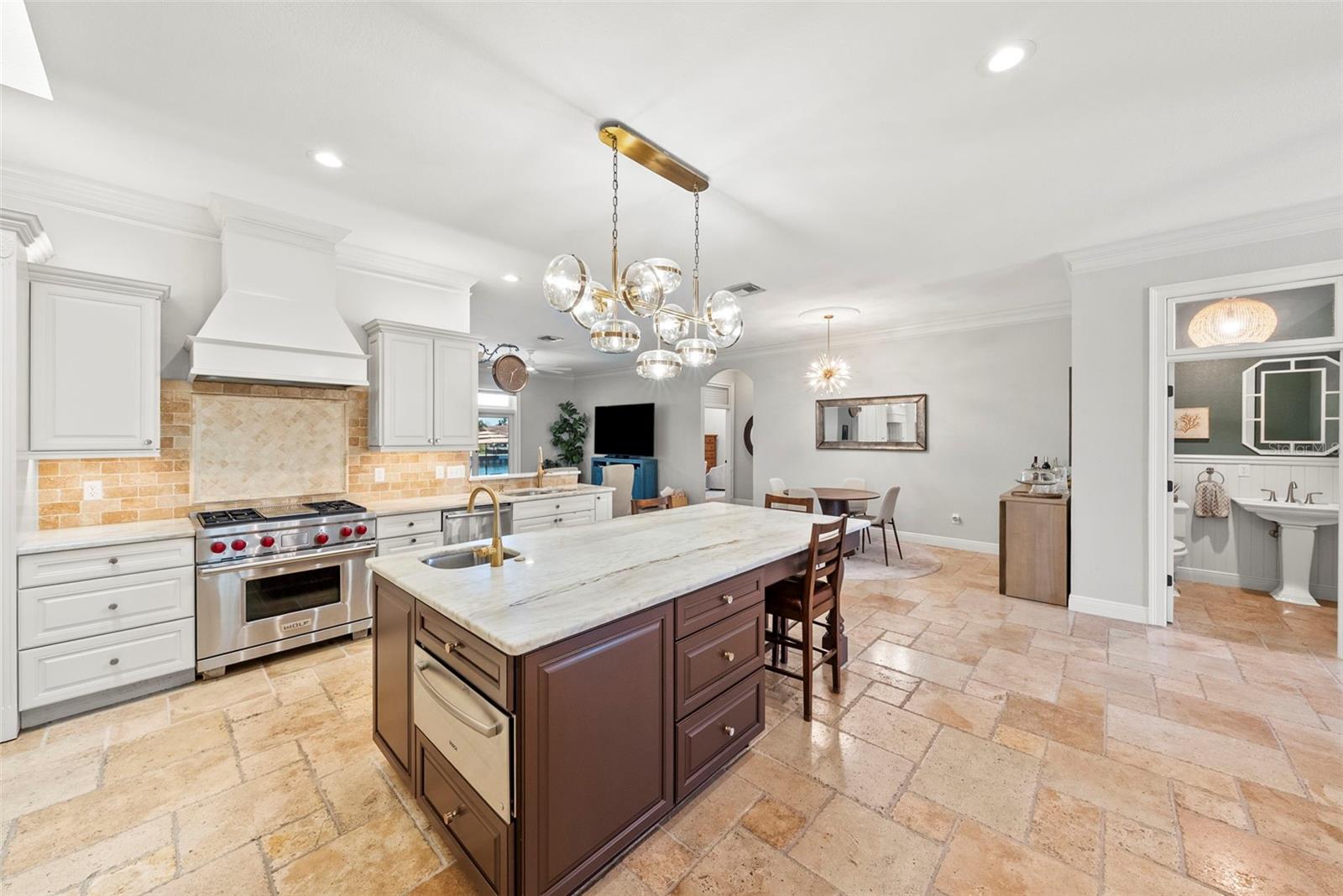 VENETIAN ISLES - Residential