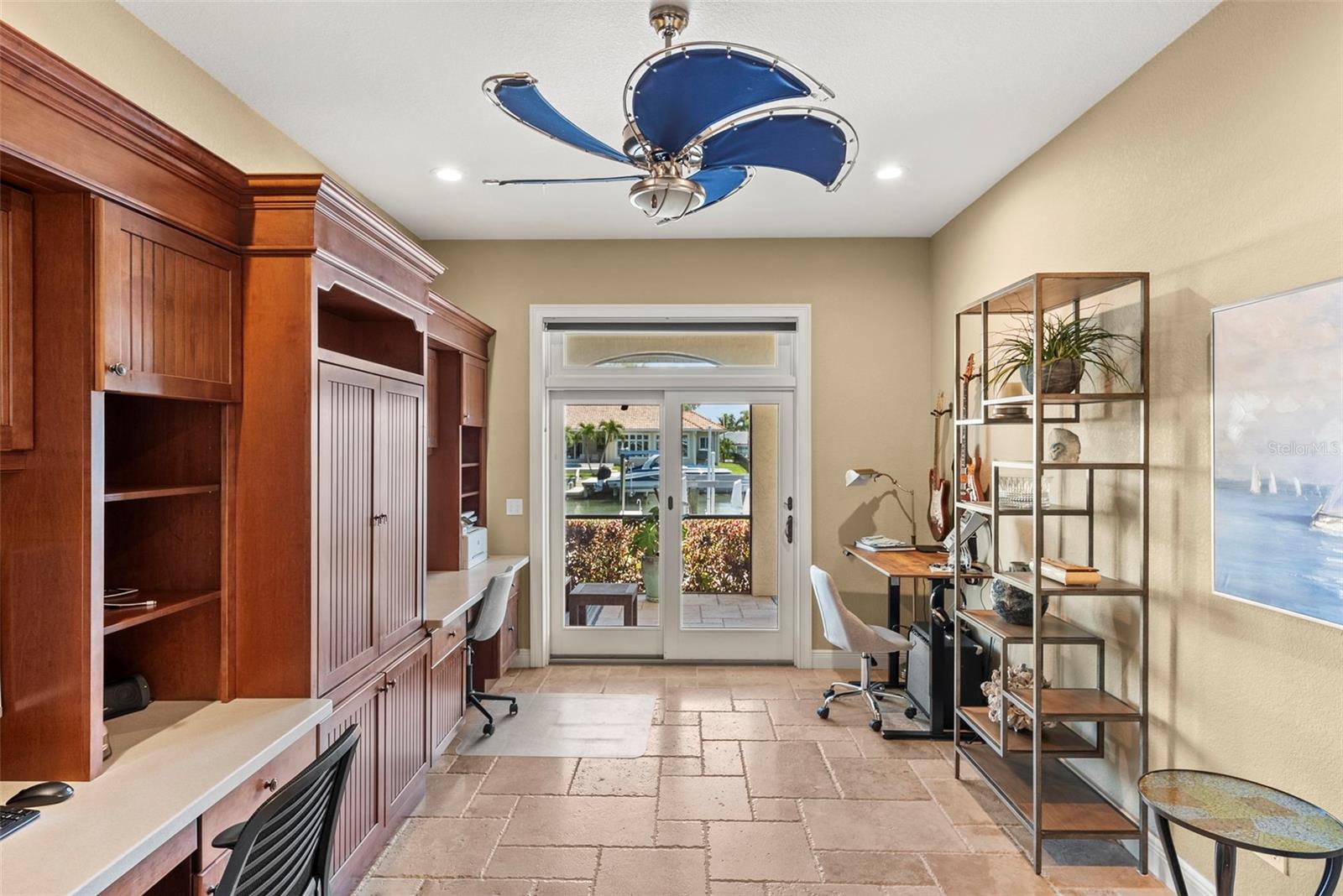 VENETIAN ISLES - Residential