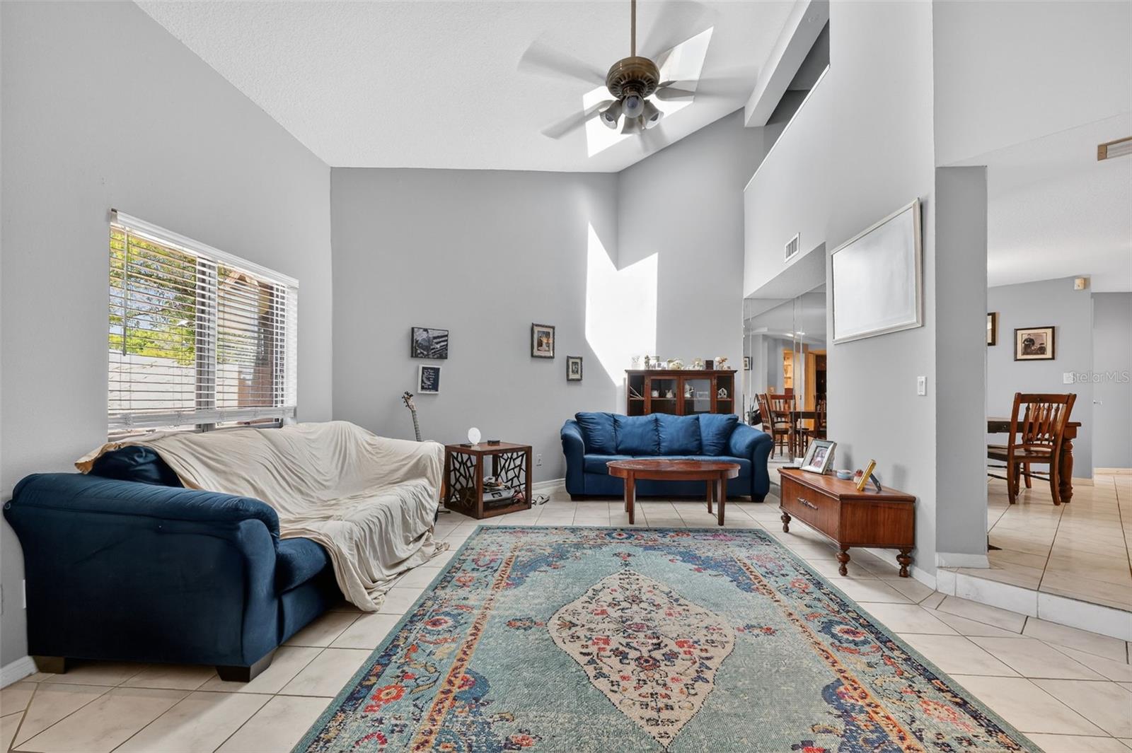 VILLAGE COVE TWNHS CONDO - Residential