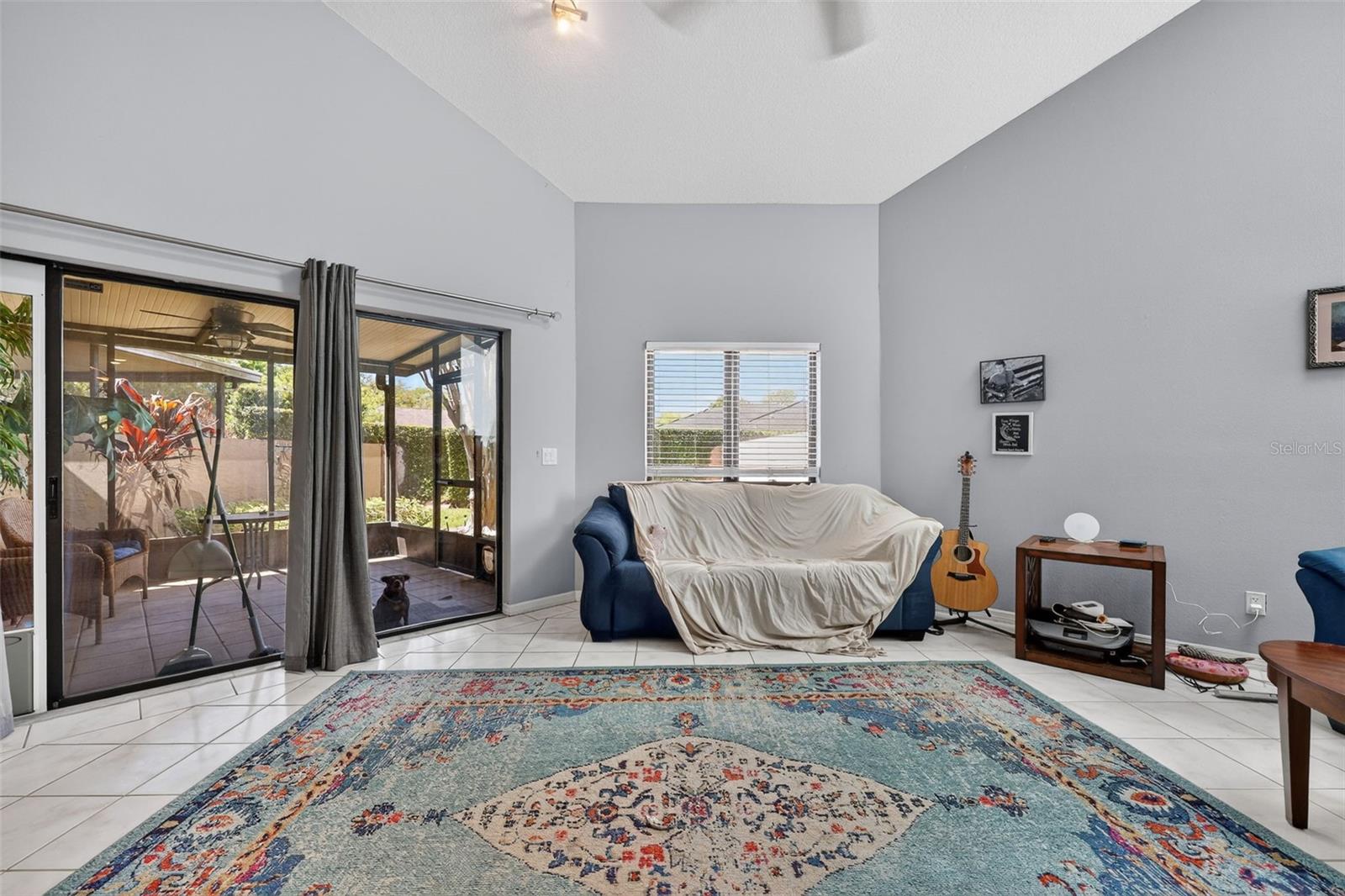 VILLAGE COVE TWNHS CONDO - Residential