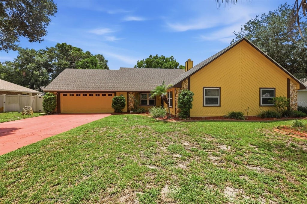 Photo of 4 Red Bud Lane, Ormond Beach, FL 32174 (MLS # V4950970)